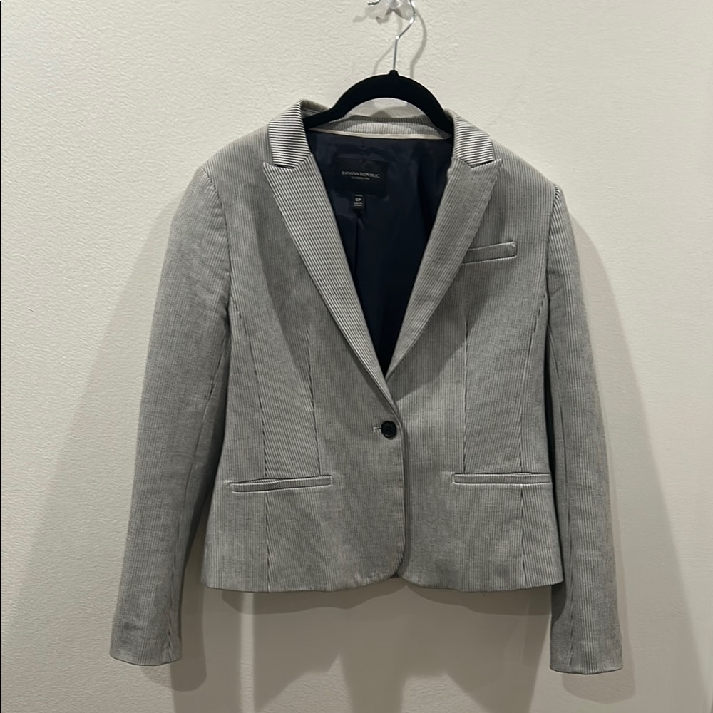 Banana Republic Casual Fall Blazer! - image 1